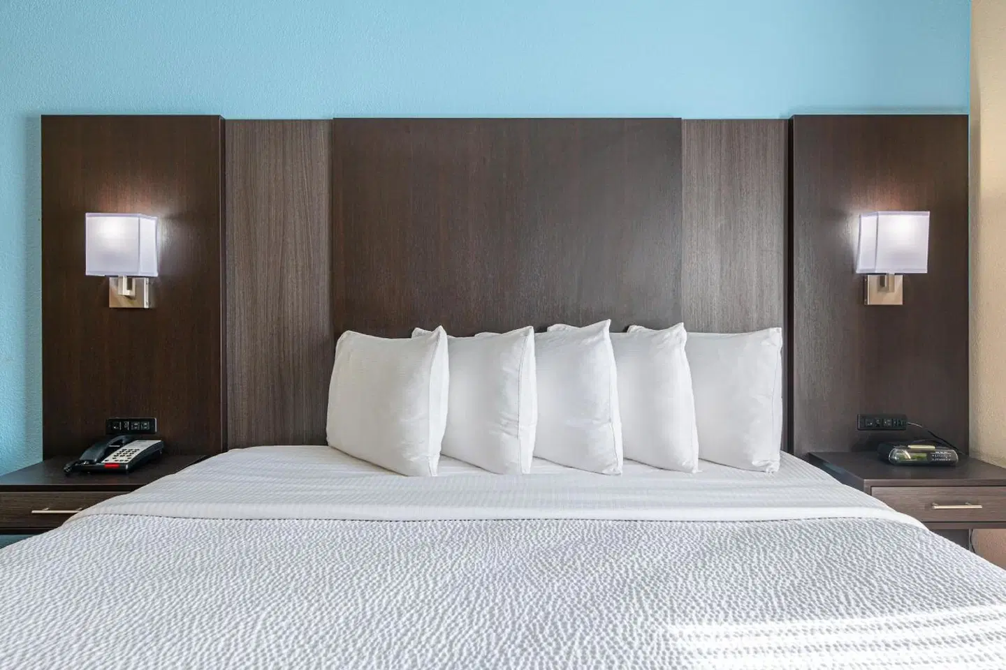 River Bend Inn - Pigeon Forge ROOM_EXAMPLE
