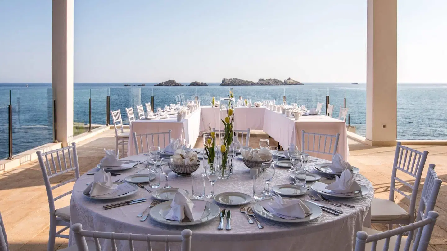 Royal Ariston Restaurant