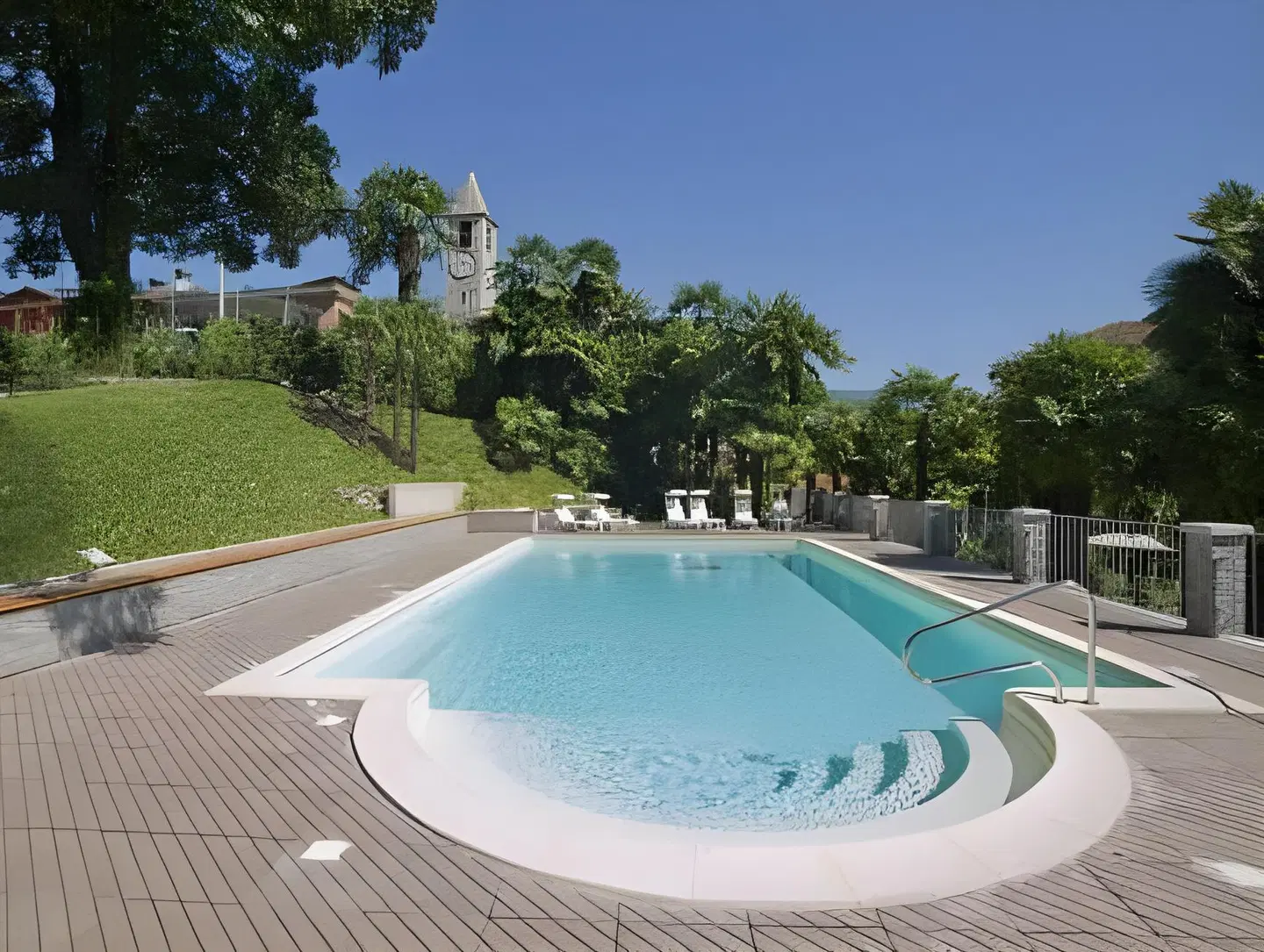 Beau Rivage OUTDOOR_POOL
