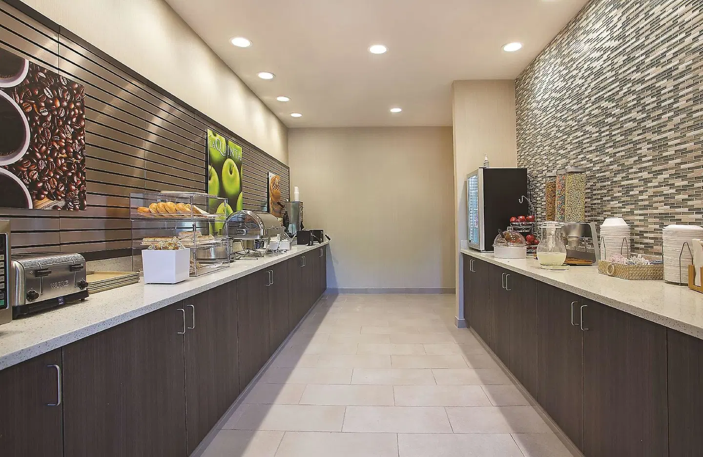 La Quinta Inn & Suites Chattanooga - Lookout Mountain Restaurant