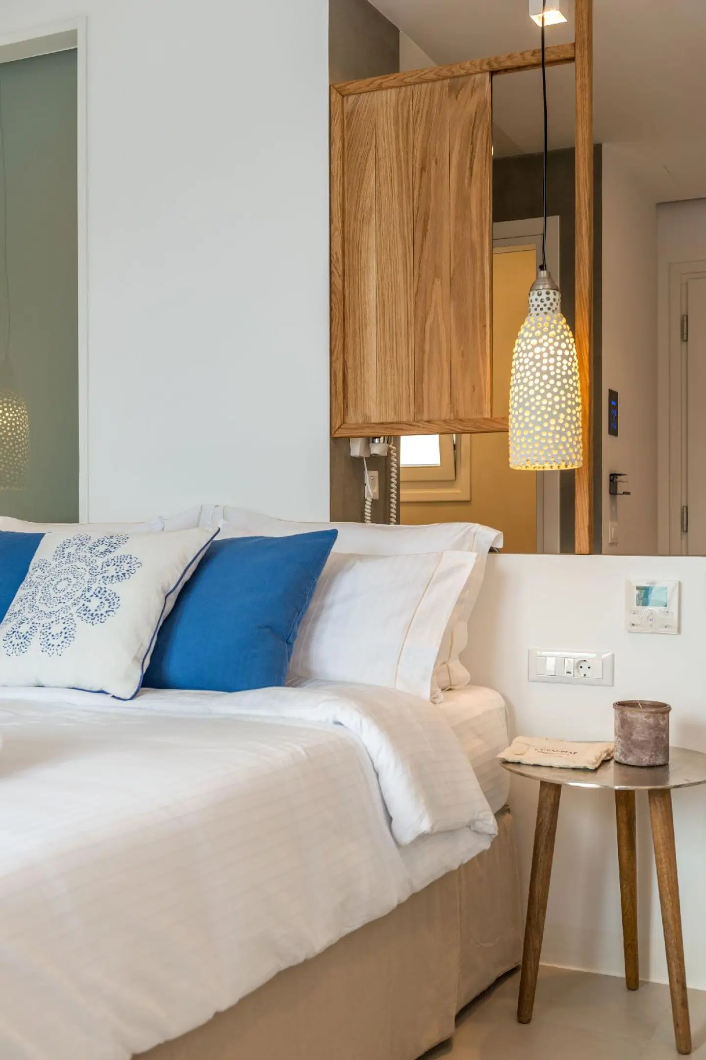 Bluetopia Suites ROOM_EXAMPLE
