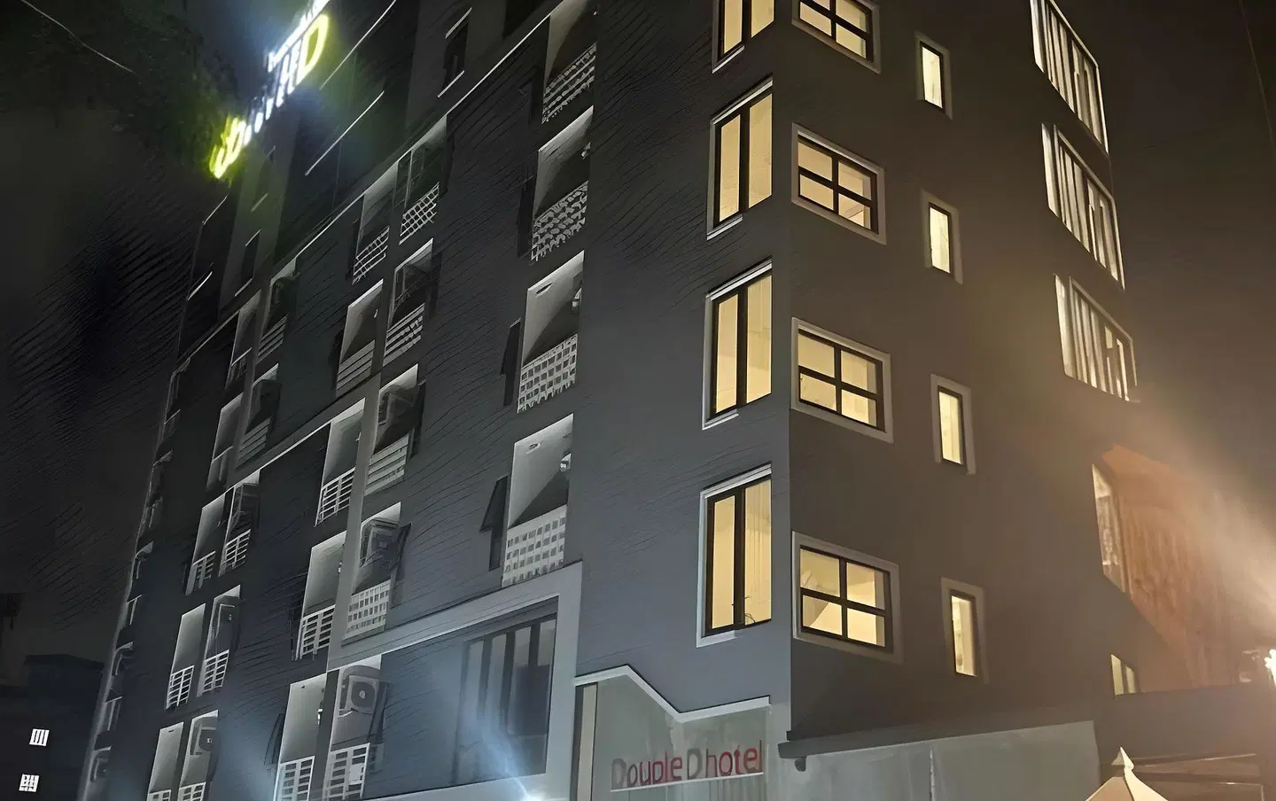 Double D Hotel EXTERIOR
