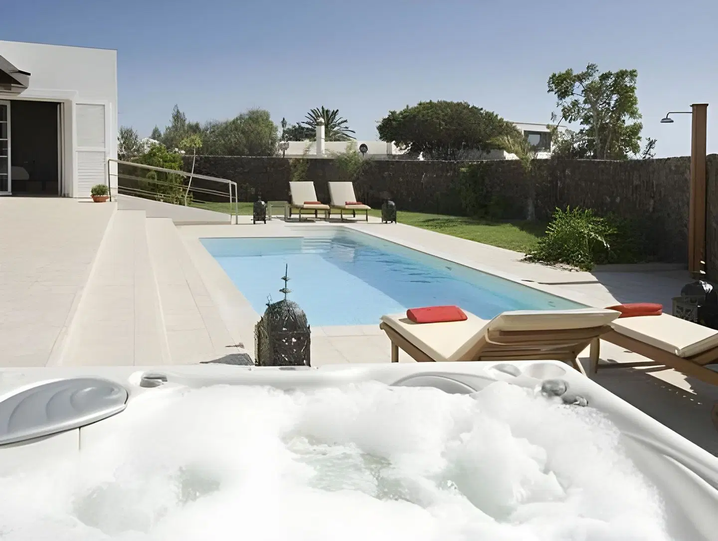 Coral Villas OUTDOOR_POOL