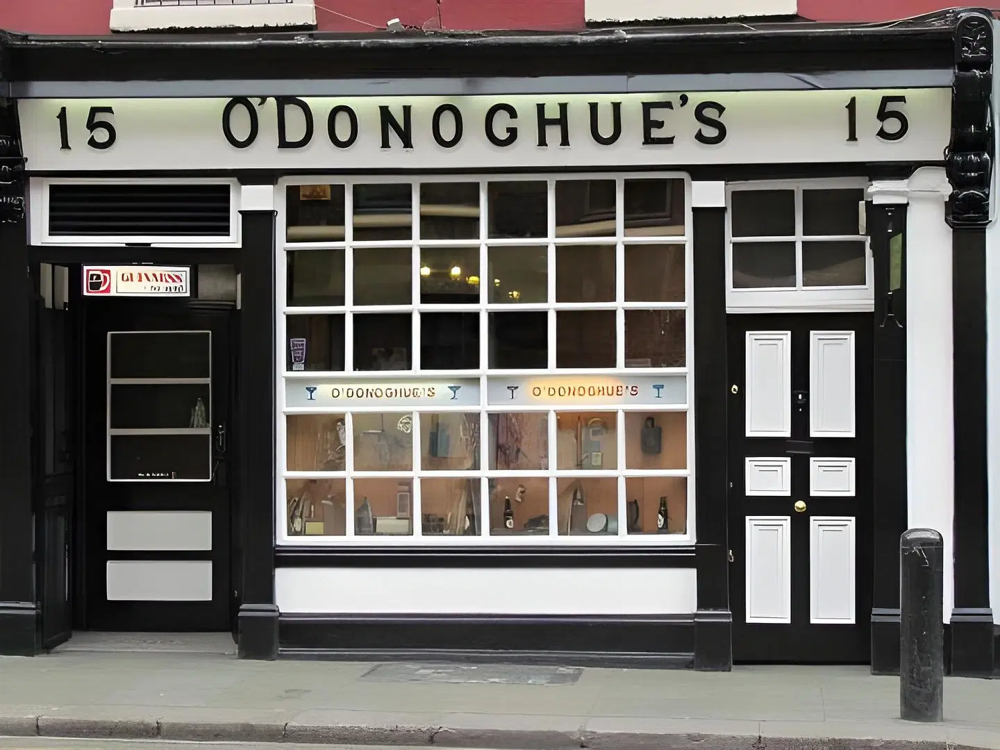 O'Donoghue's EXTERIOR