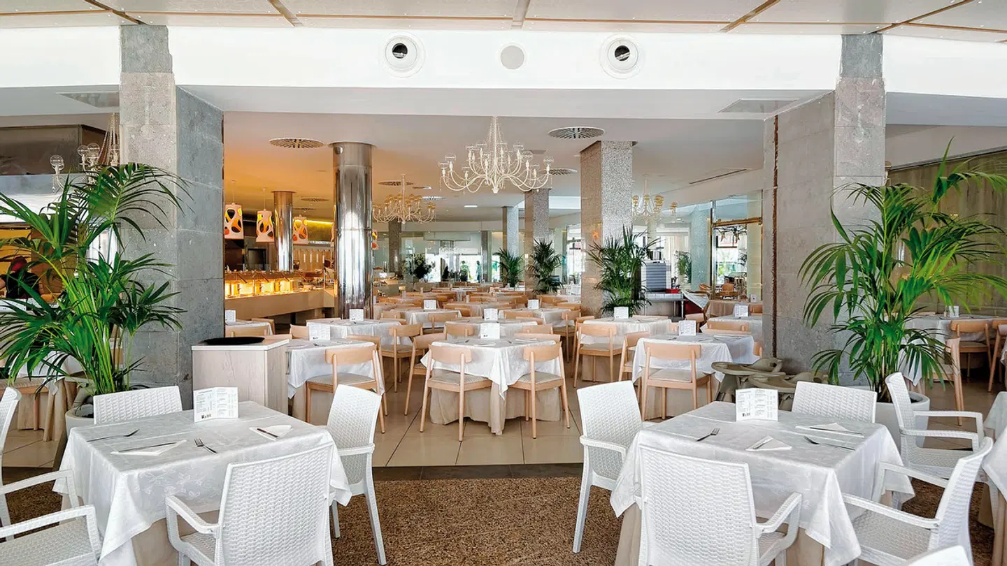 Bull Escorial & Spa RESTAURANT