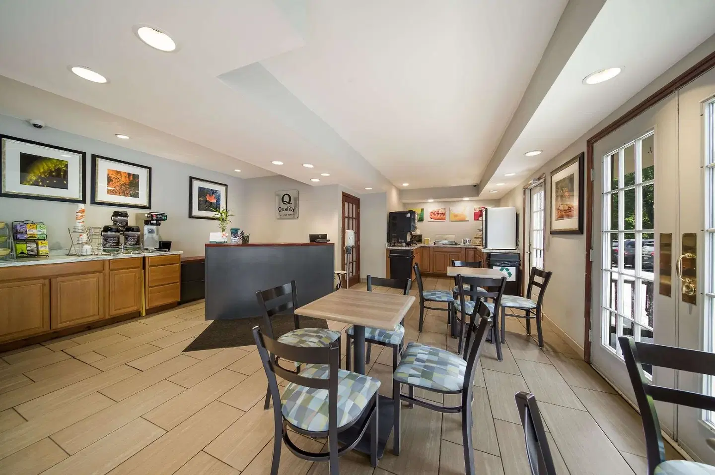 Quality Inn LOUNGE_LOBBY