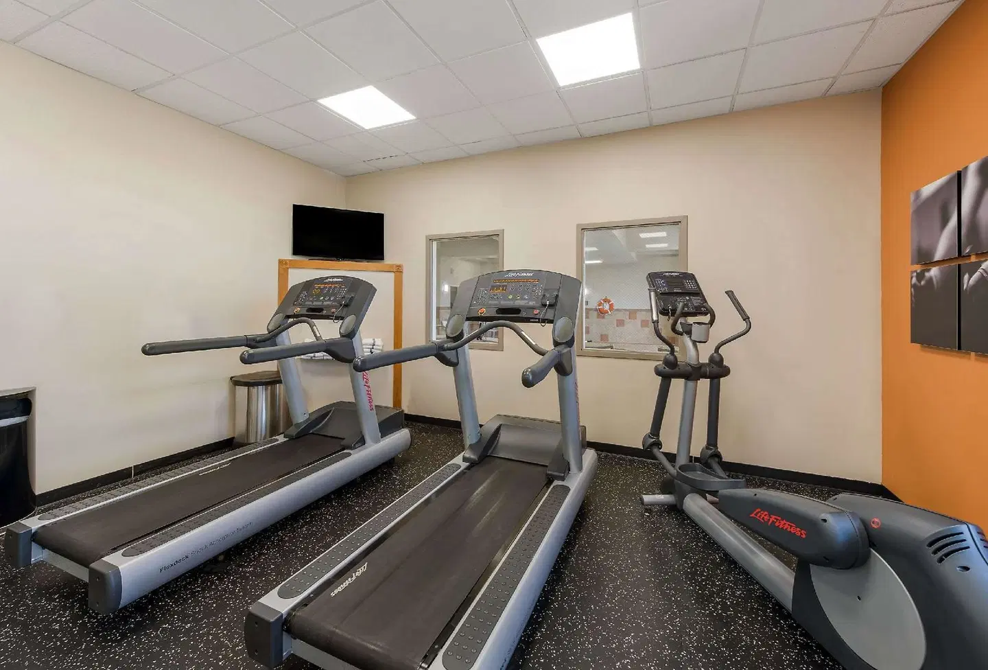 Country Inn & Suites by Radisson, Findlay, OH SPORTS_AND_LEISURE