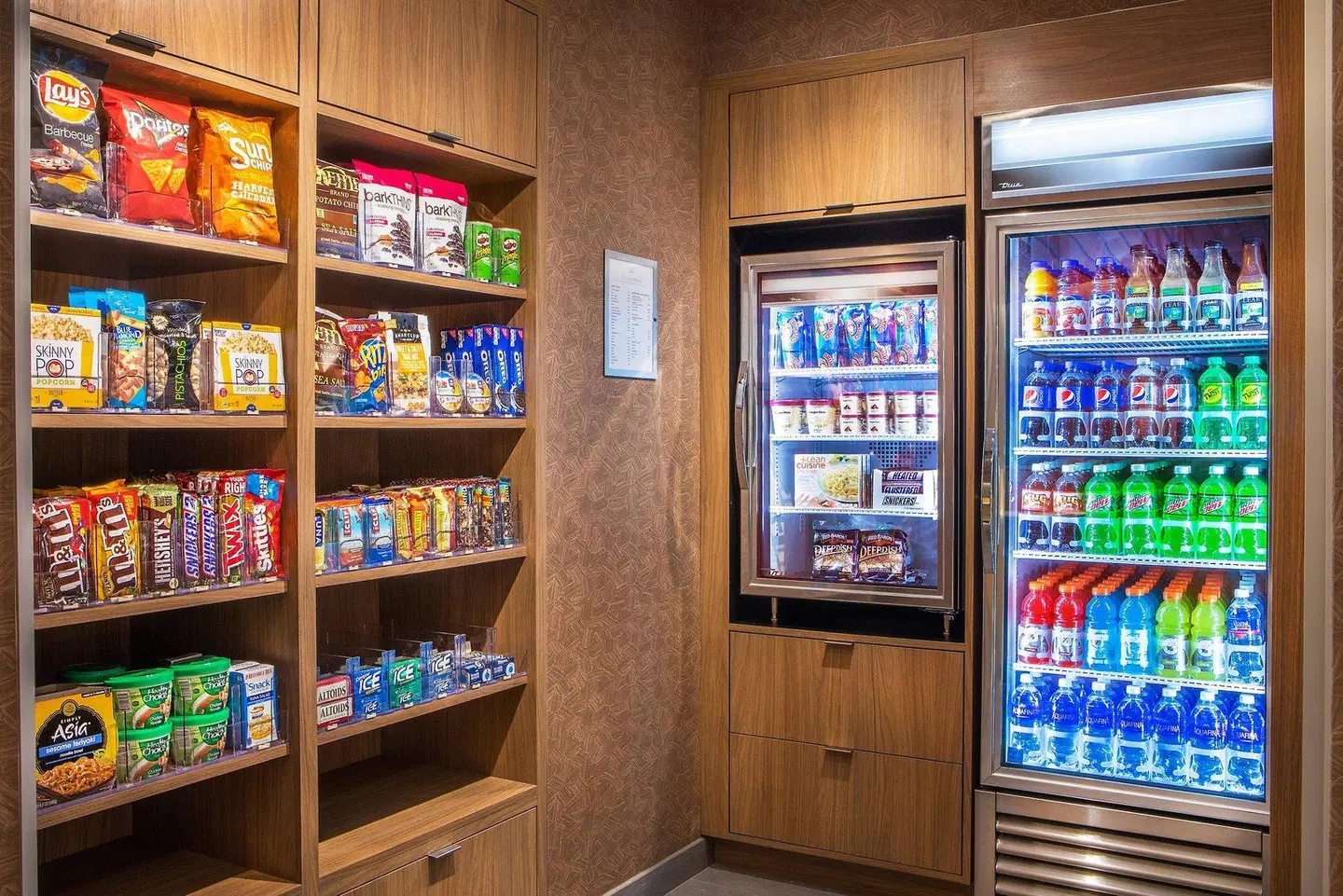 Fairfield Inn & Suites by Marriott Boston Walpole Bar
