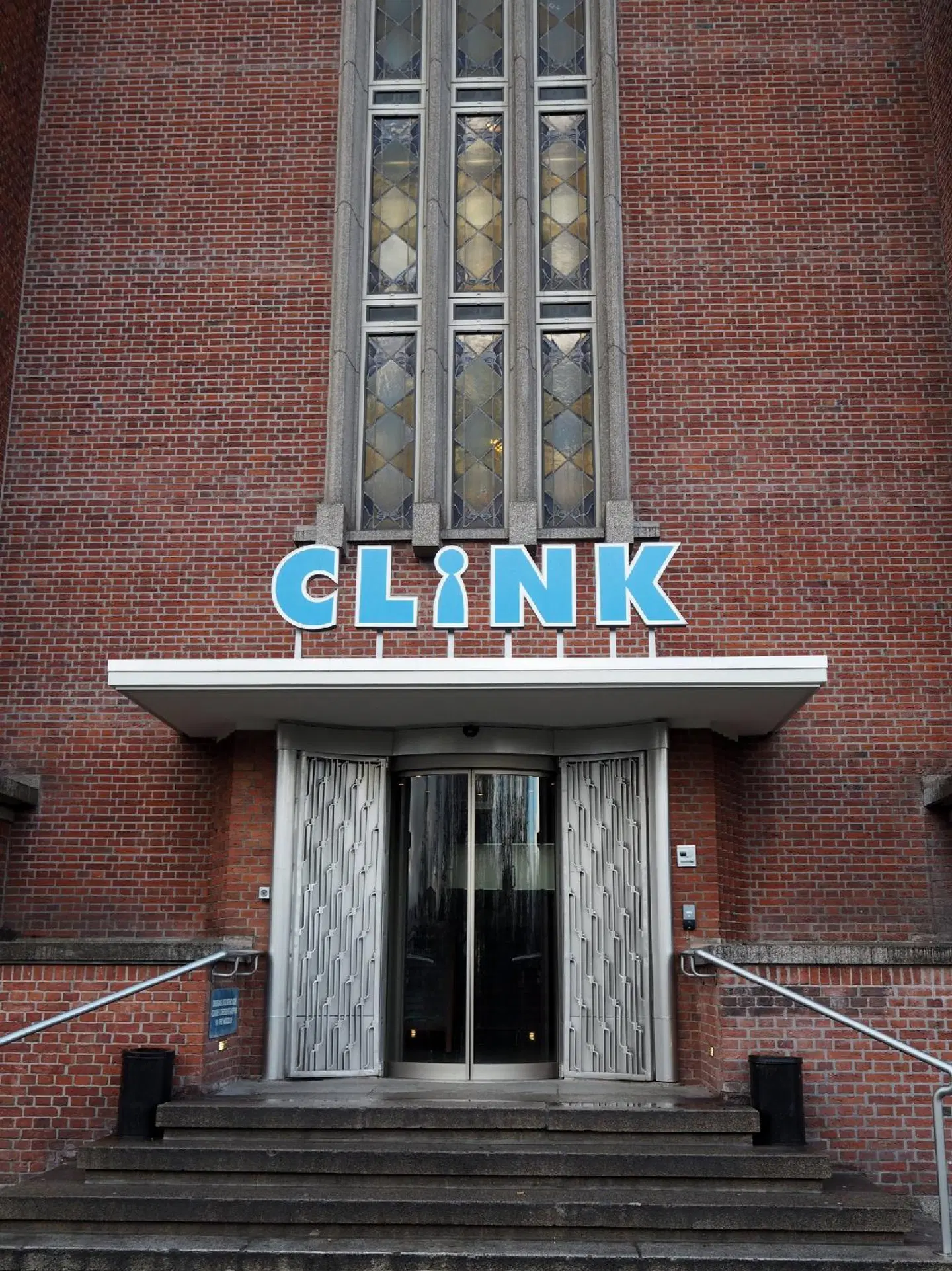 ClinkNOORD Hostel EXTERIOR