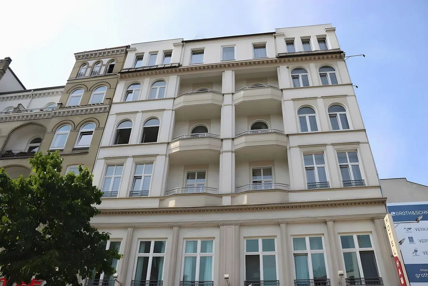 Novum Hotel Hamburg EXTERIOR