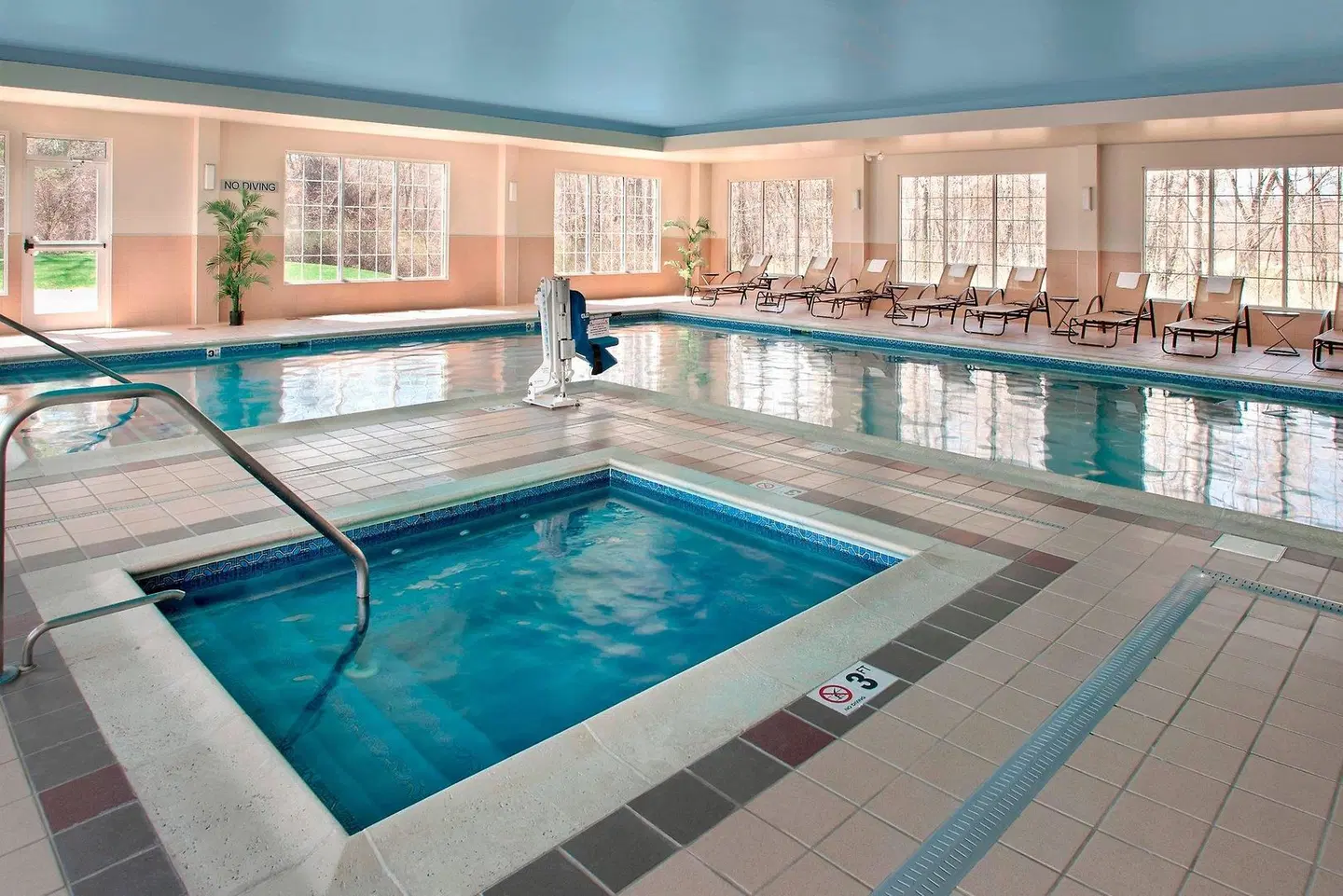 Fairfield Inn & Suites by Marriott Great Barrington Lenox/Berkshires Hallenbad