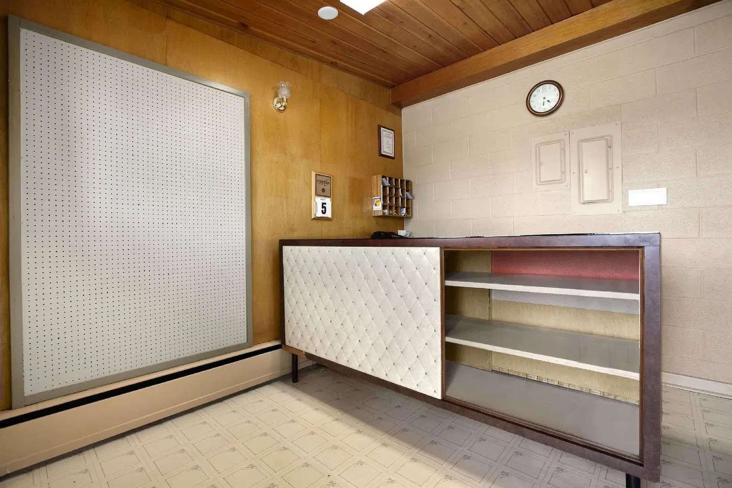 Thriftlodge Moose Jaw ROOM_EXAMPLE