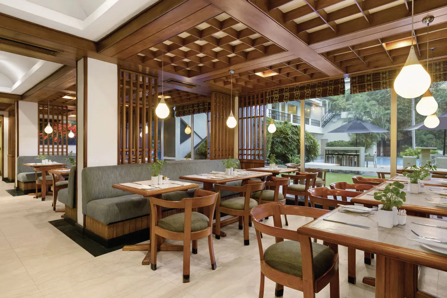 Ramada Colombo RESTAURANT