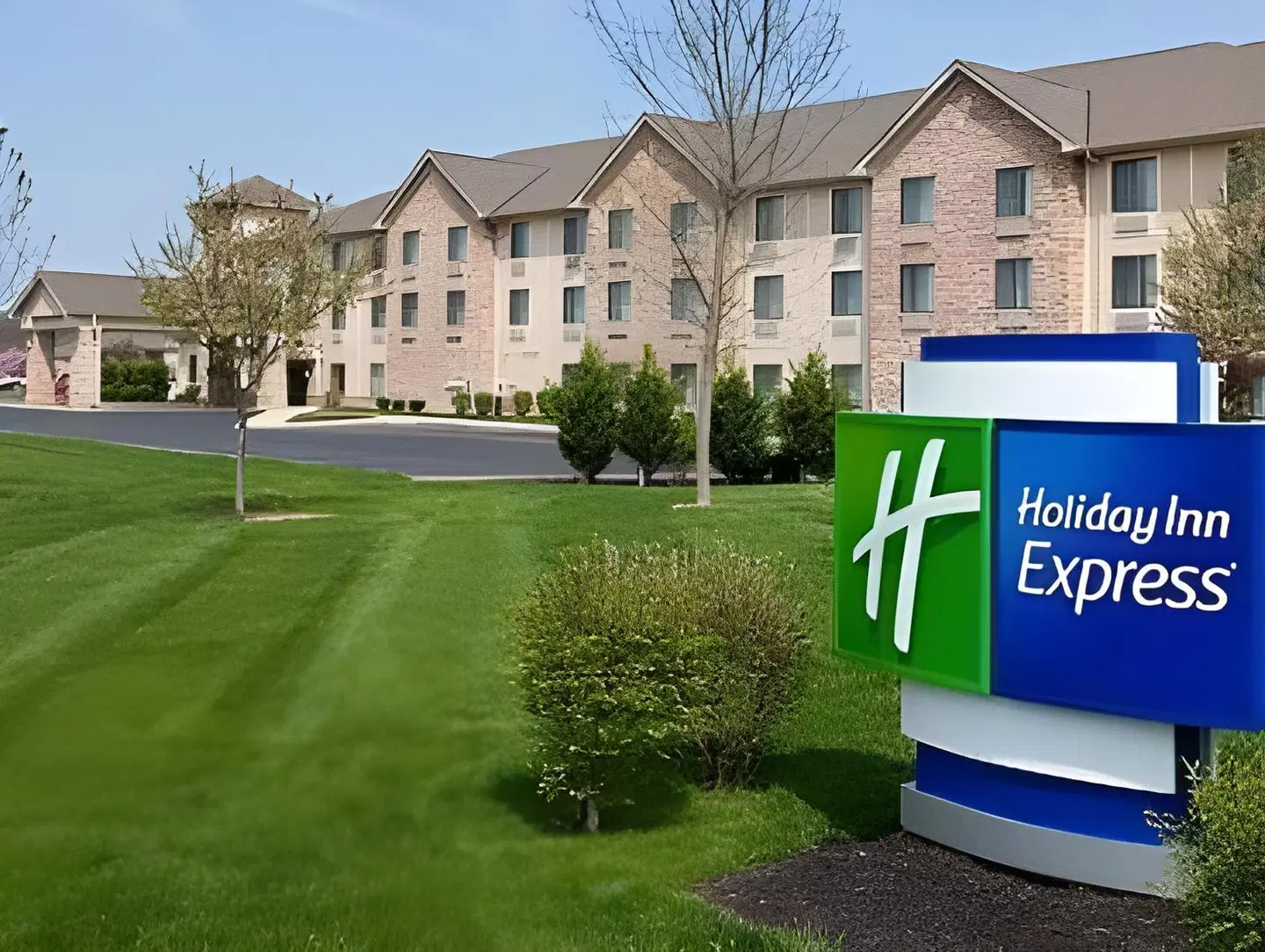 Holiday Inn Express Hocking Hills-Logan by IHG EXTERIOR