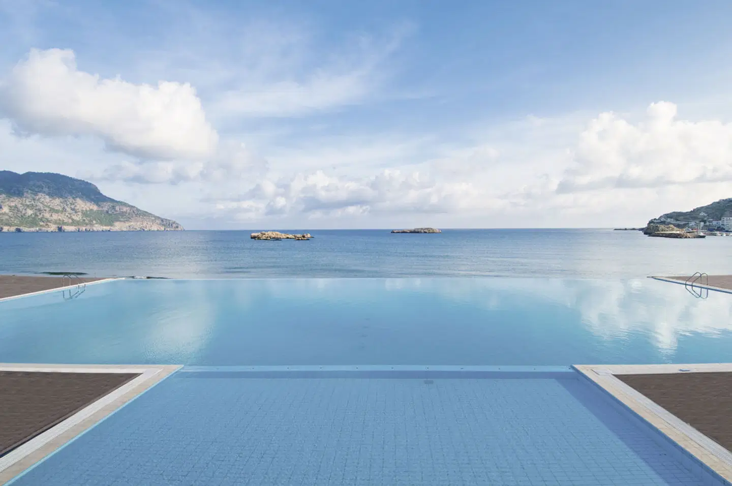 Alimounda Mare OUTDOOR_POOL