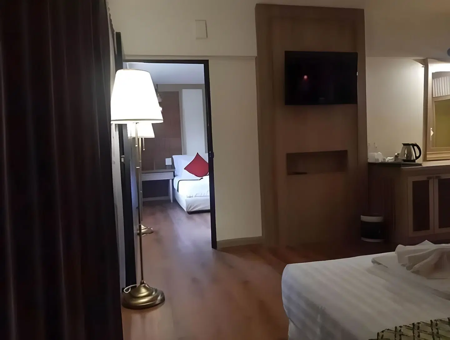 Nak Nakara Hotel ROOM_EXAMPLE