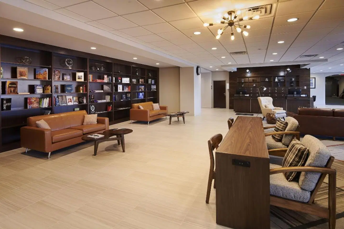 Four Points by Sheraton Cleveland-Eastlake Bar