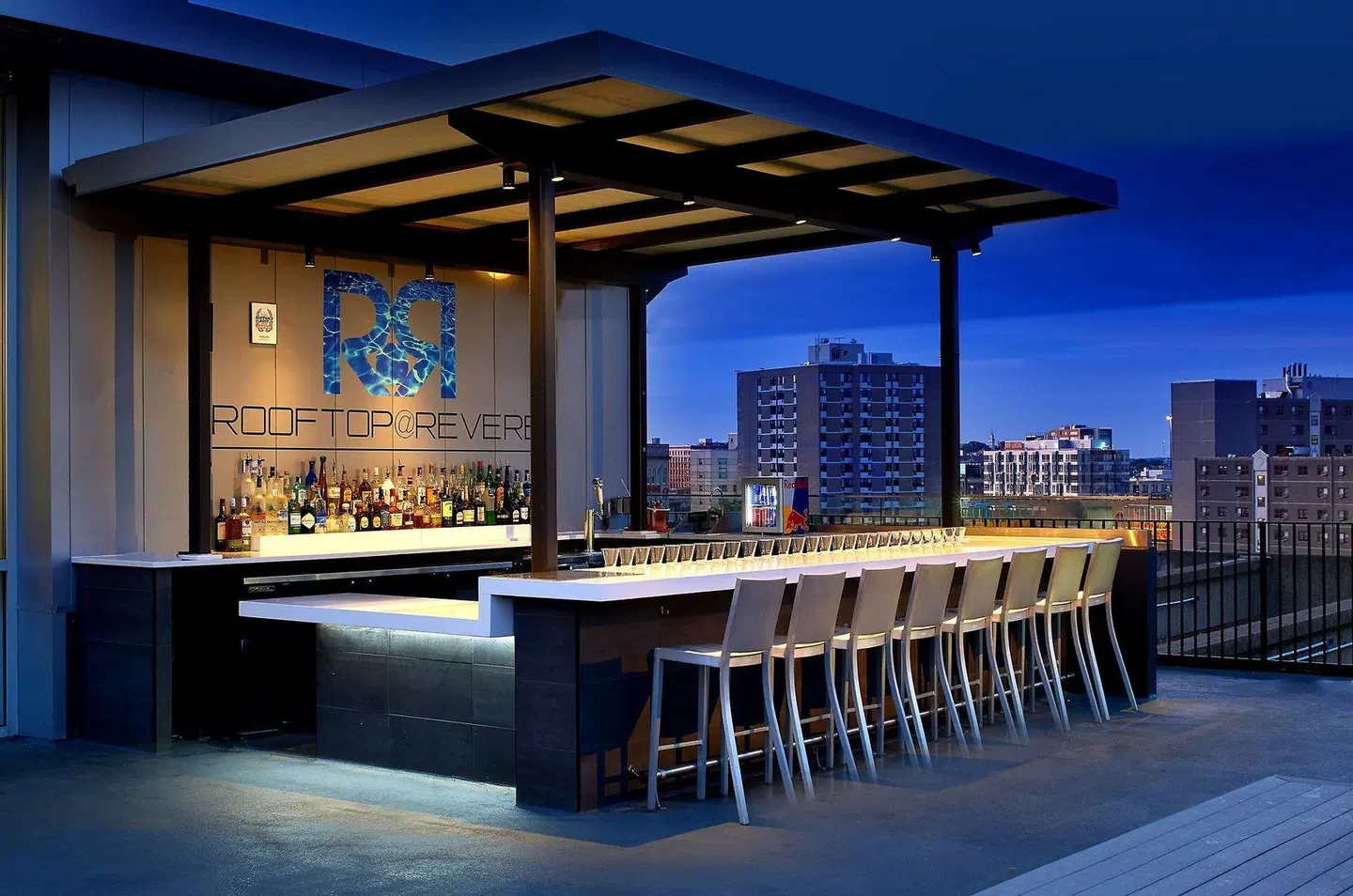 Revere Hotel Boston Common Bar