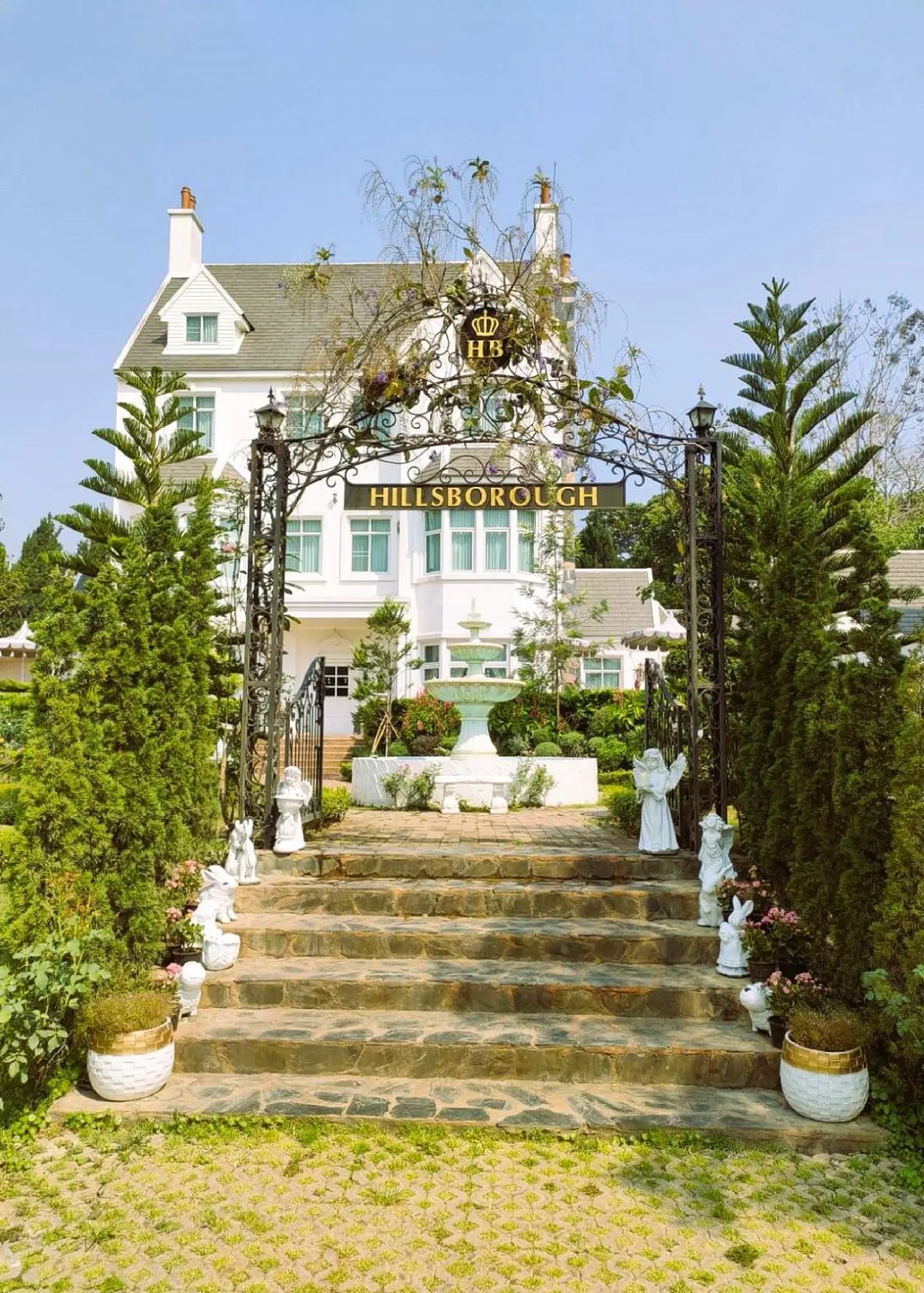 Hillsborough The English Country House Hotel & Leisure EXTERIOR