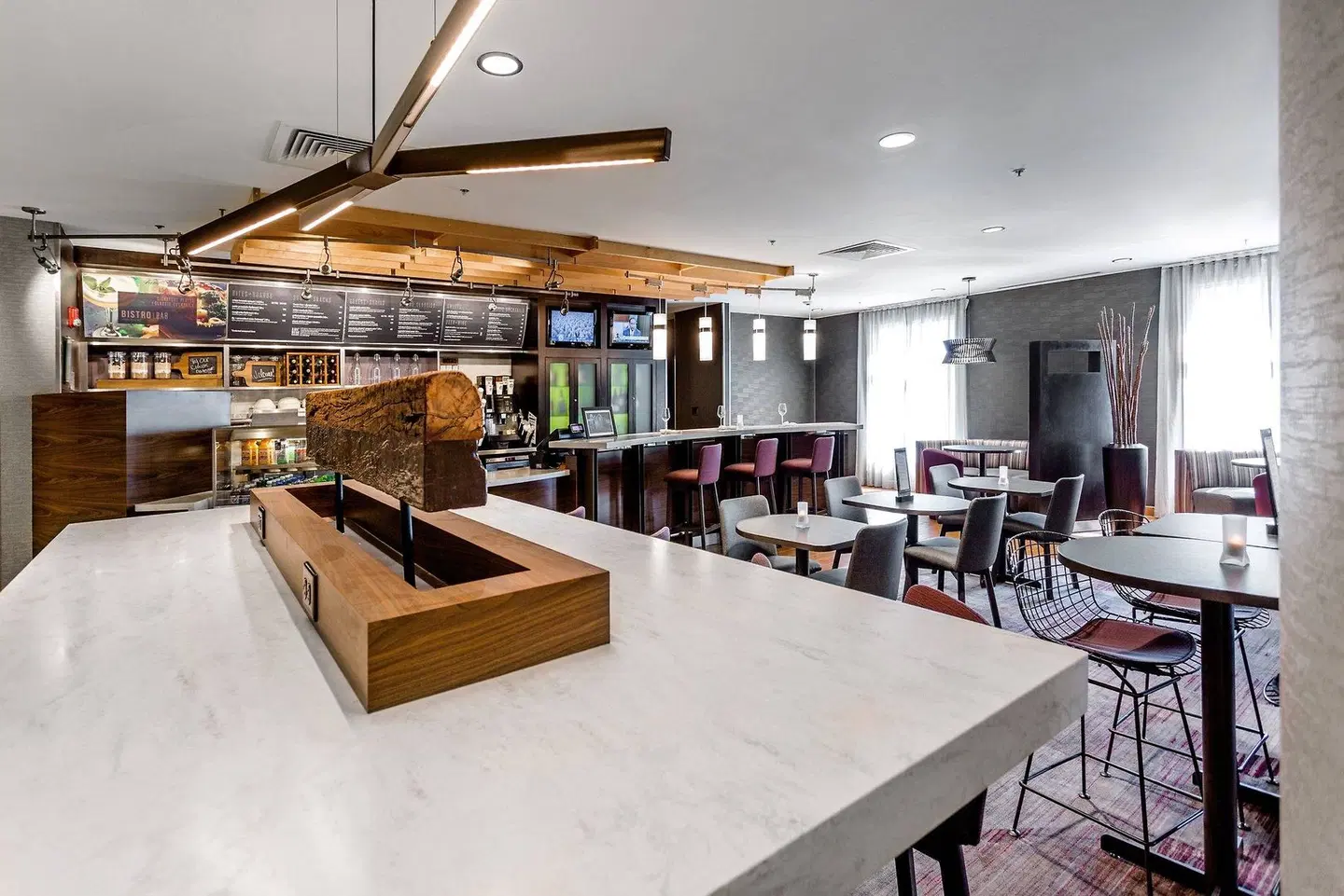 Courtyard by Marriott Columbus Easton LOUNGE_LOBBY
