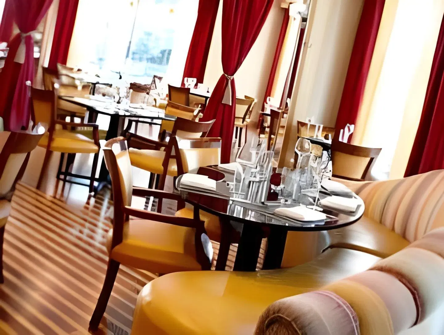 Renaissance Columbus Downtown Hotel Restaurant