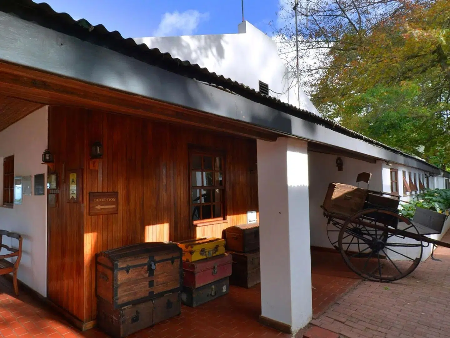 Coach House Hotel & Spa EXTERIOR