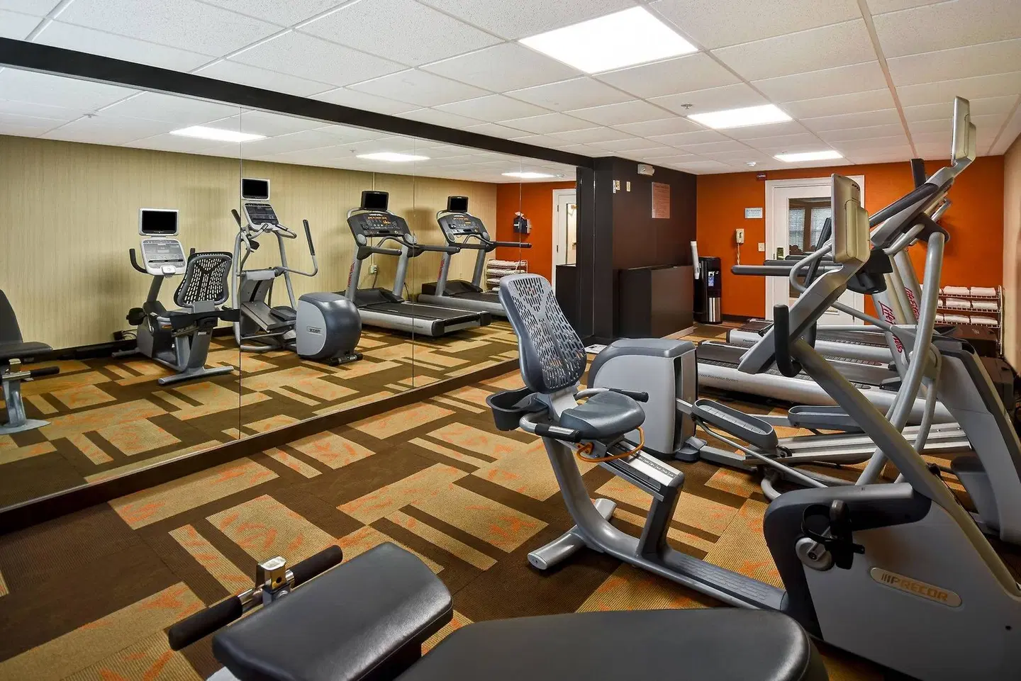Courtyard by Marriott Cape Cod Hyannis SPORTS_AND_LEISURE