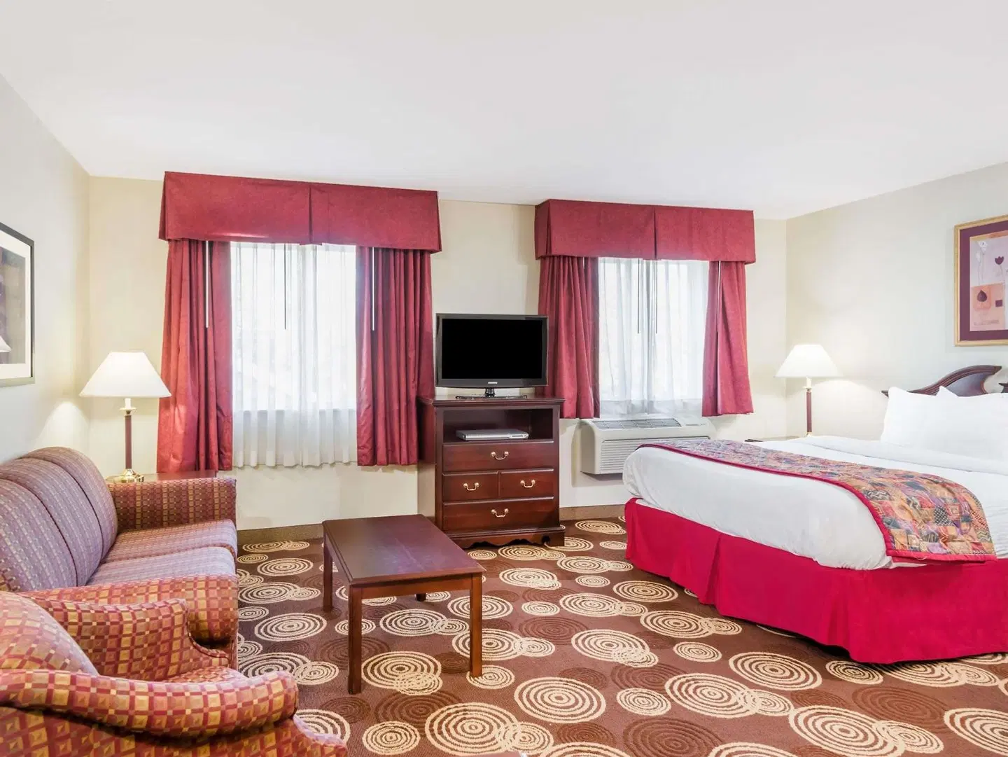 Hawthorn Suites by Wyndham Akron/Seville ROOM_EXAMPLE
