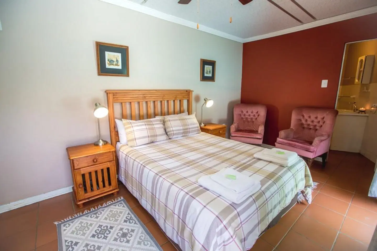Loerie Guesthouse ROOM_EXAMPLE