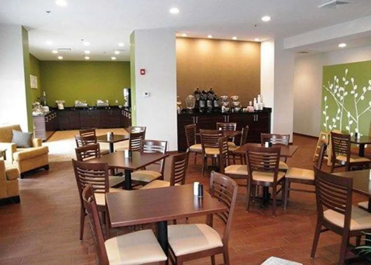 Sleep Inn & Suites Belmont / St. Clairsville Bar