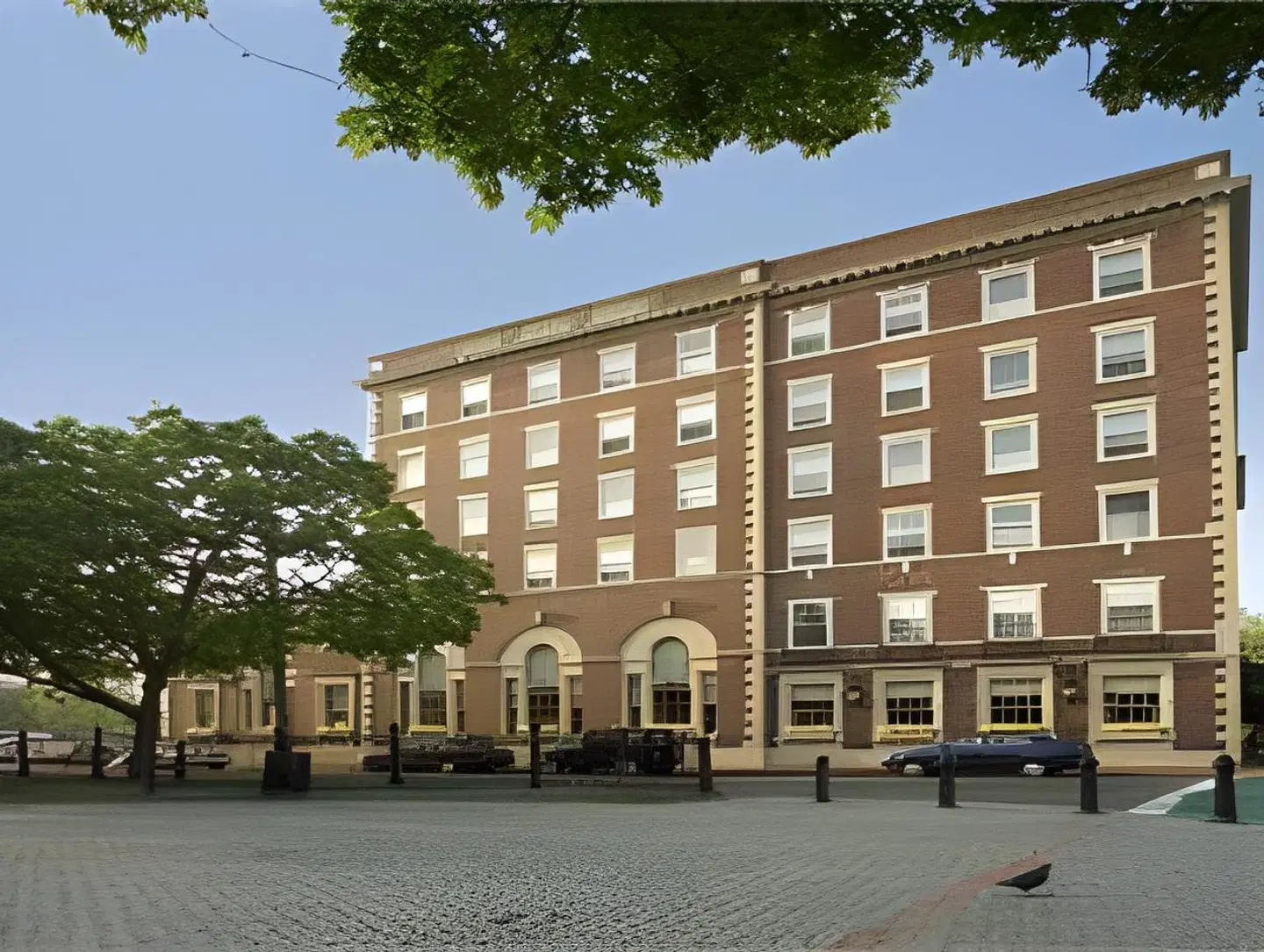 Hawthorne EXTERIOR