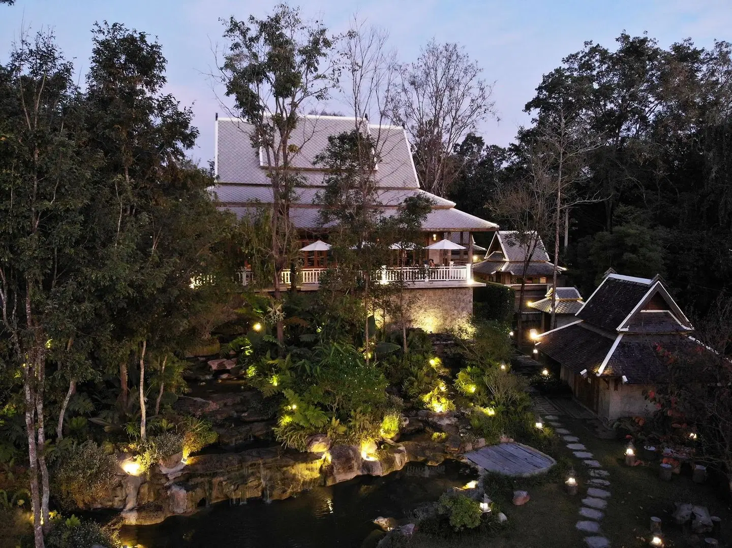 Ruean Racha Resort EXTERIOR