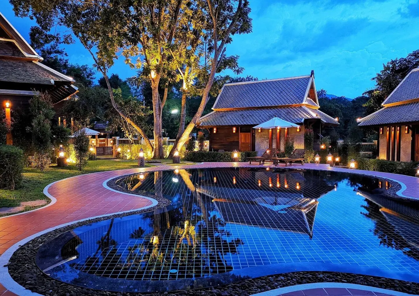 Ruean Racha Resort OUTDOOR_POOL