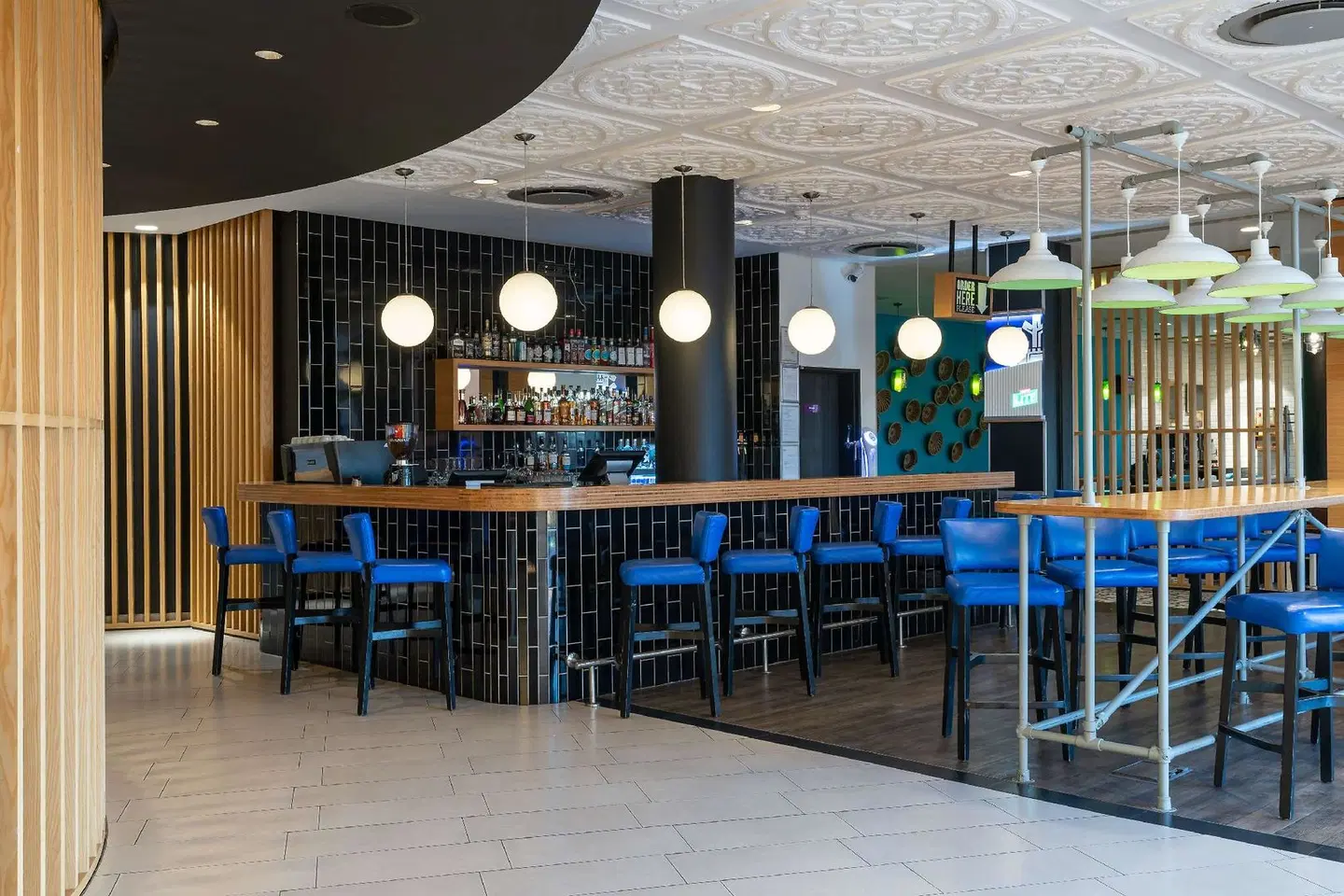 Park Inn by Radisson Polokwane Bar