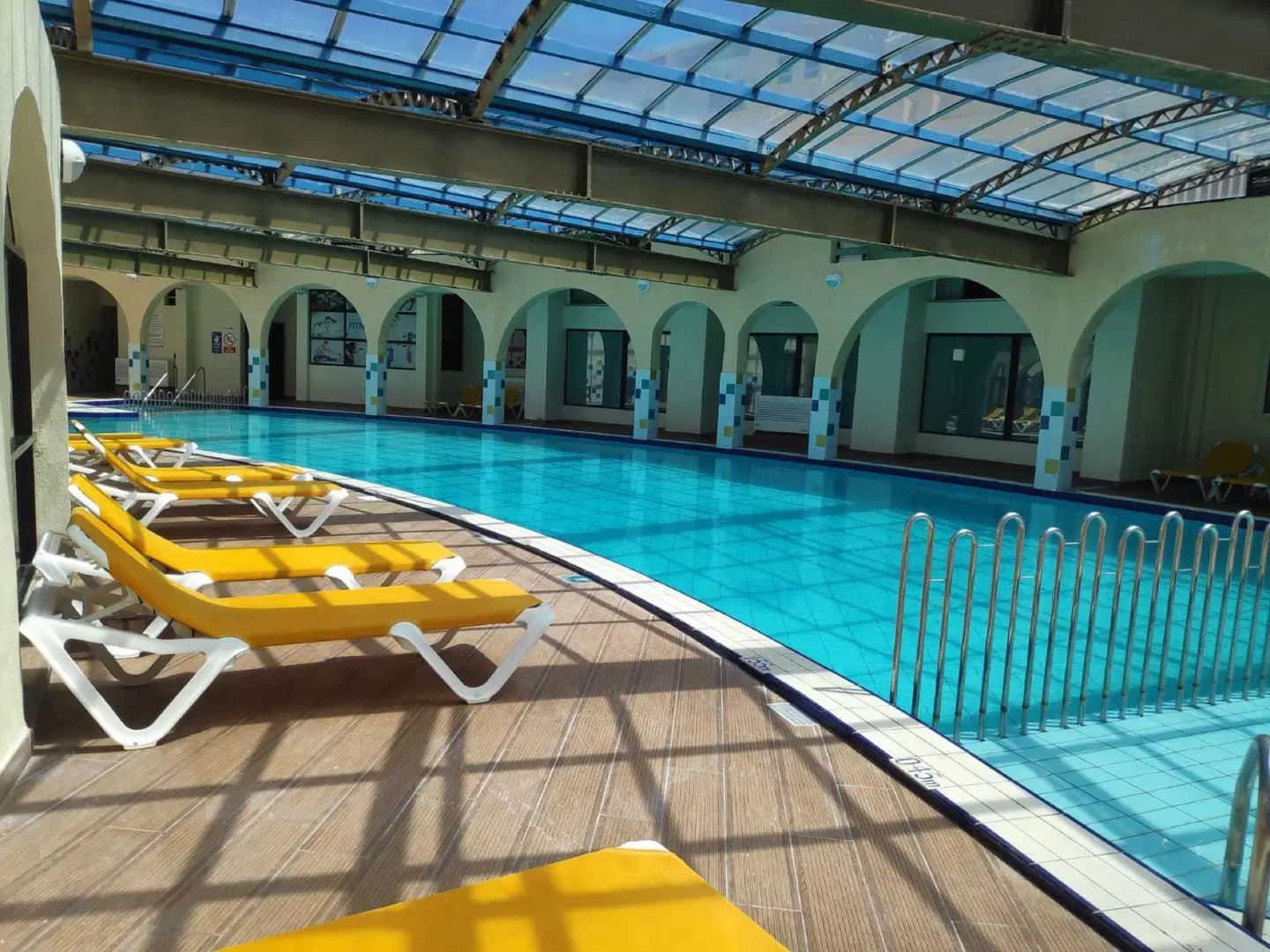 Paradise Bay Hallenbad