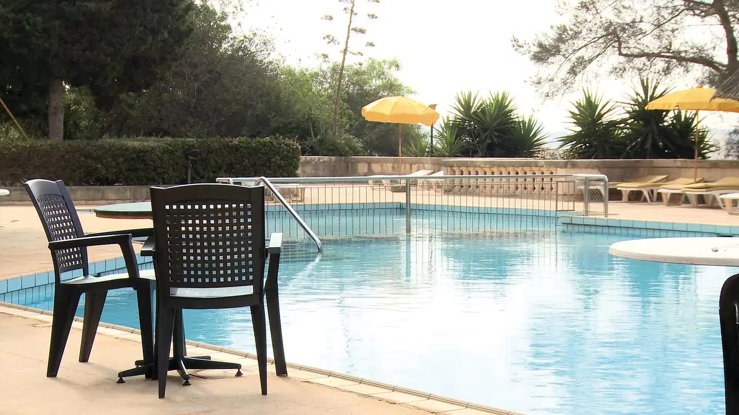 Urban Valley Resort & Spa OUTDOOR_POOL