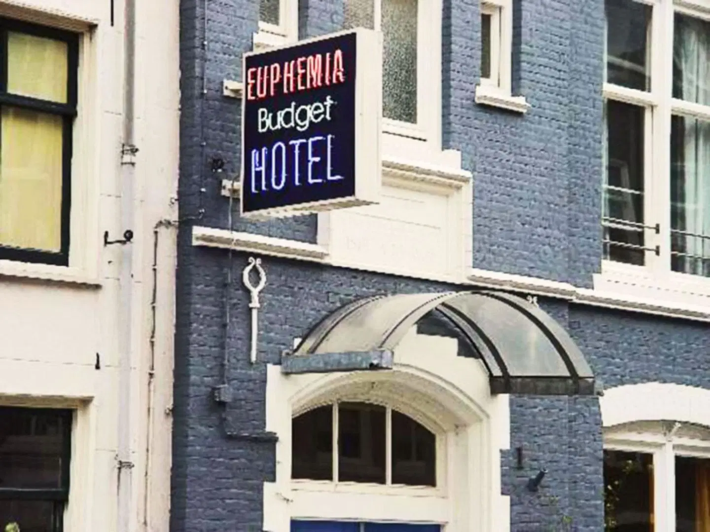Euphemia EXTERIOR