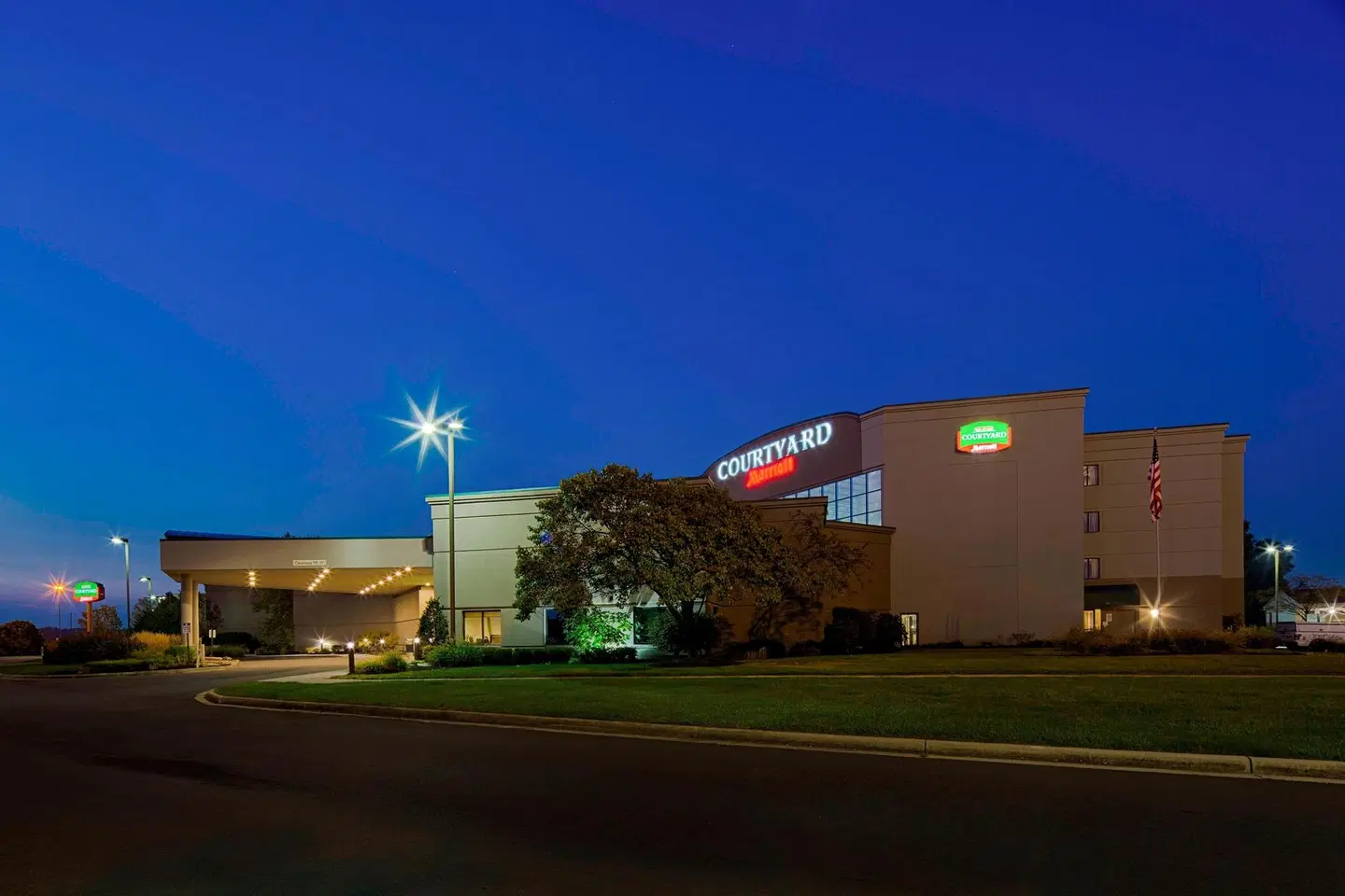 Courtyard by Marriott Columbus West/Hilliard EXTERIOR