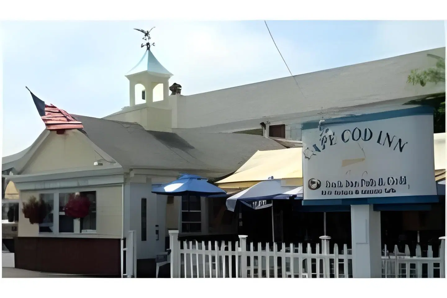 Cape Cod Inn EXTERIOR