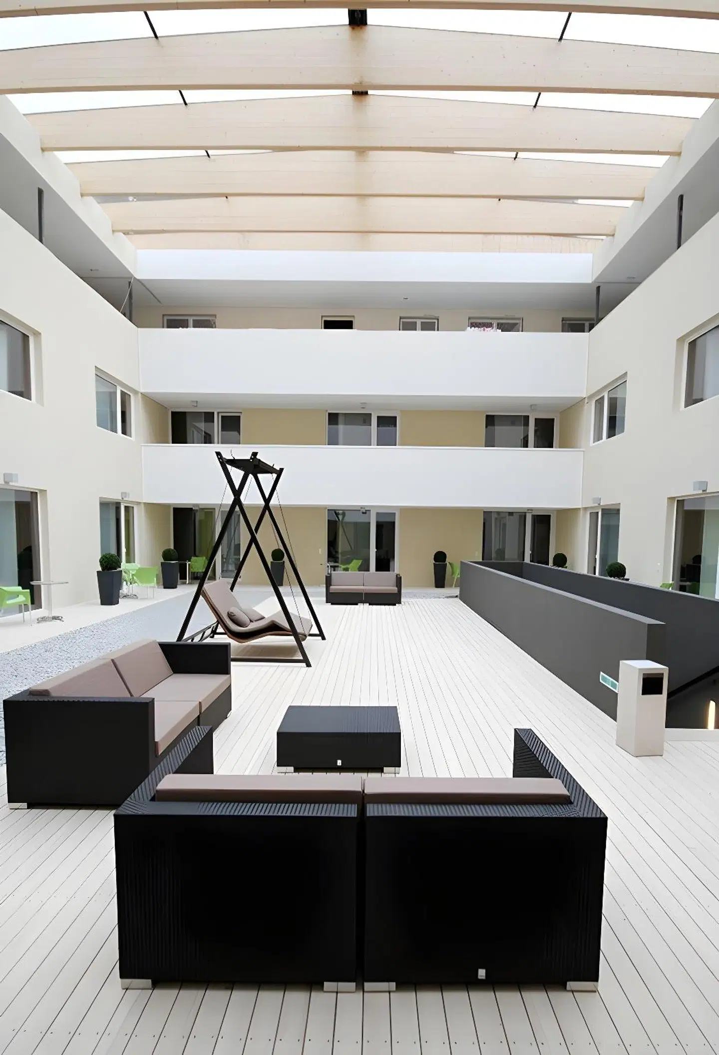 harry's home Dornbirn Terrasse