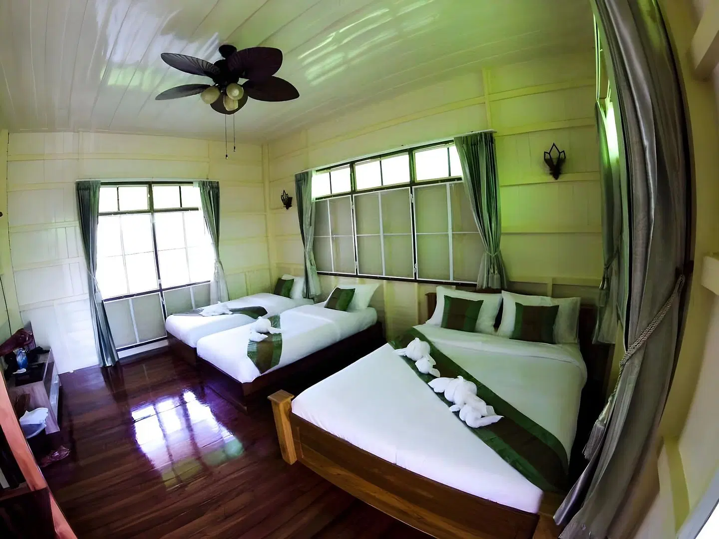 Suan Tung Coffee ROOM_EXAMPLE