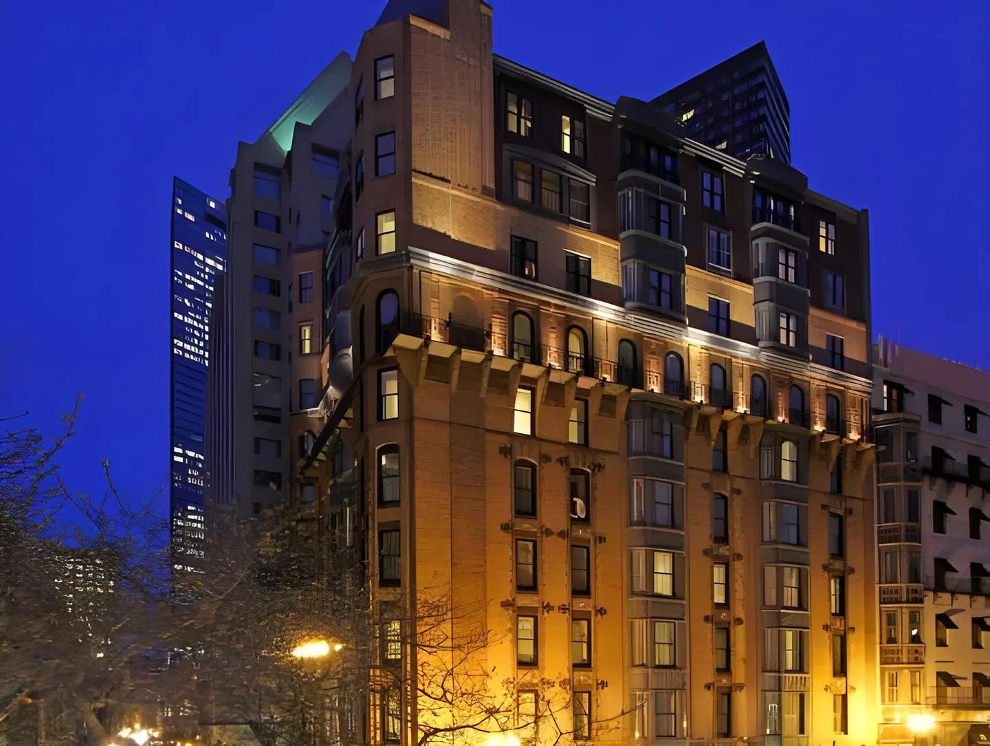Courtyard by Marriott Boston Copley Square EXTERIOR