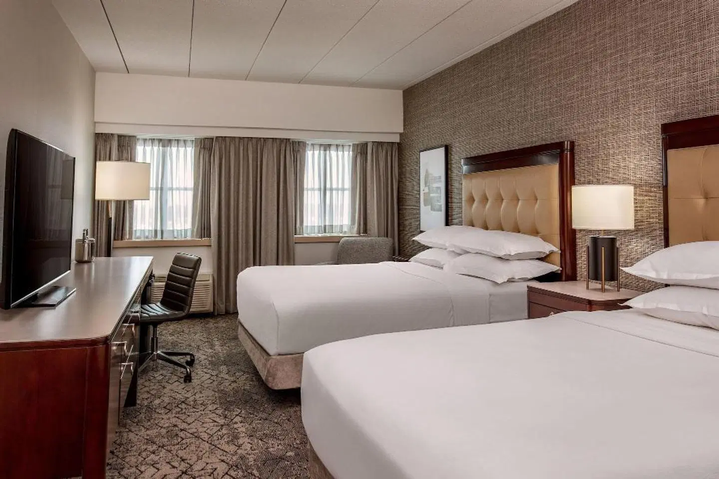 Sheraton Boston Needham Hotel ROOM_EXAMPLE