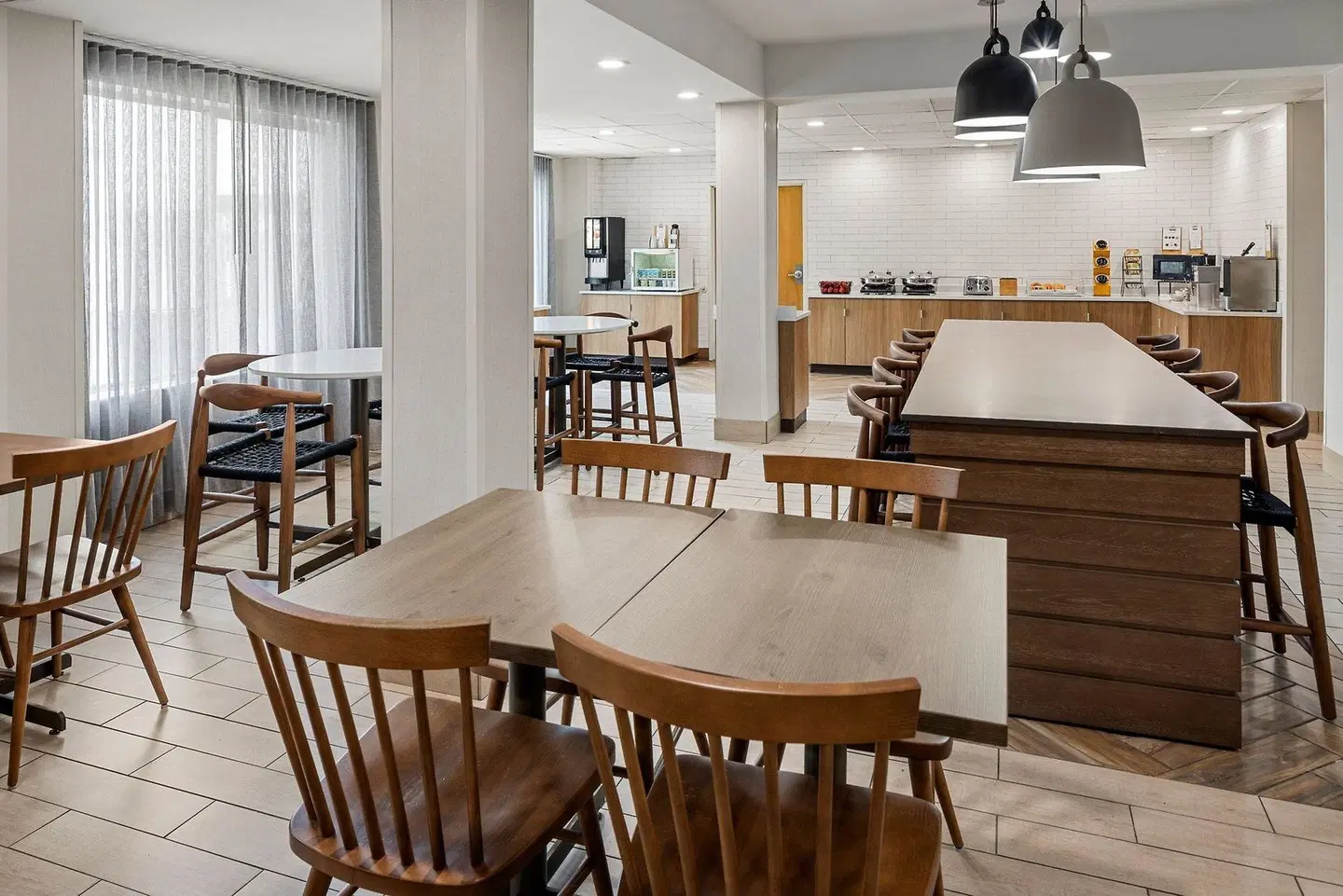 Fairfield Inn & Suites by Marriott Columbus East Bar