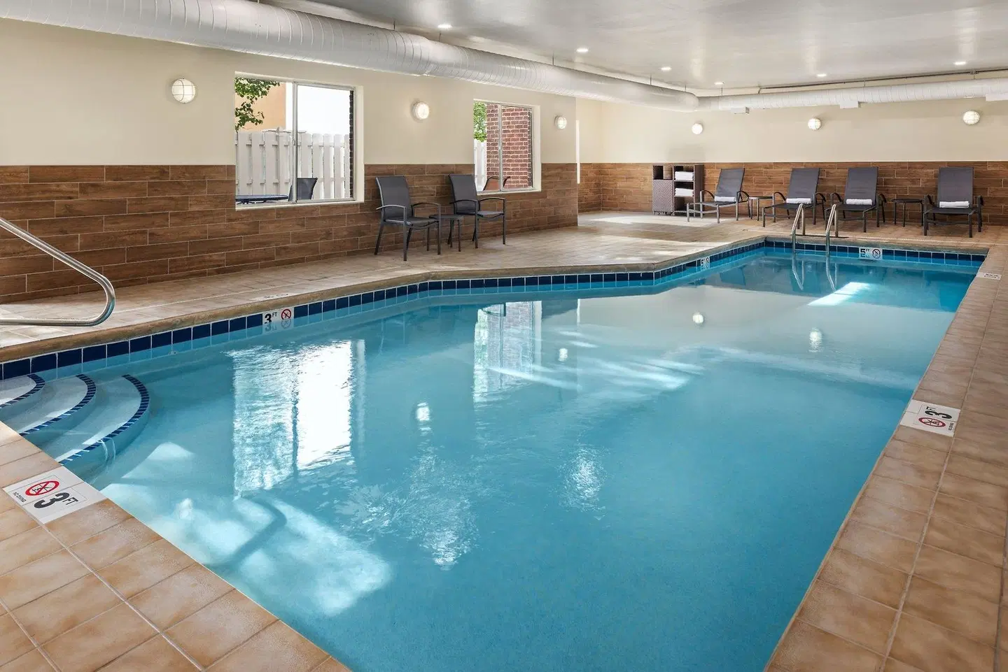 Fairfield Inn & Suites by Marriott Columbus East Hallenbad