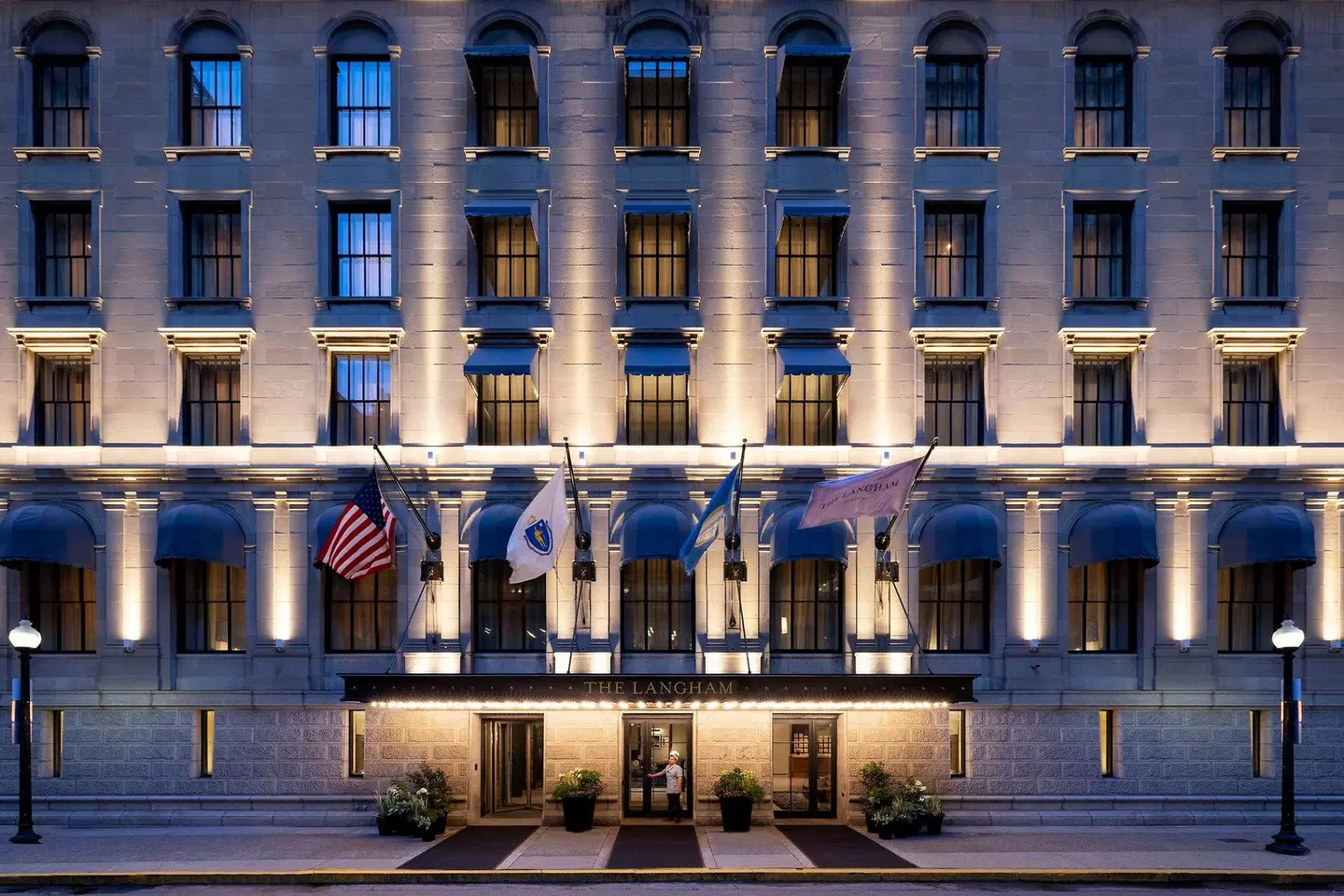 The Langham Boston OUTDOOR_POOL