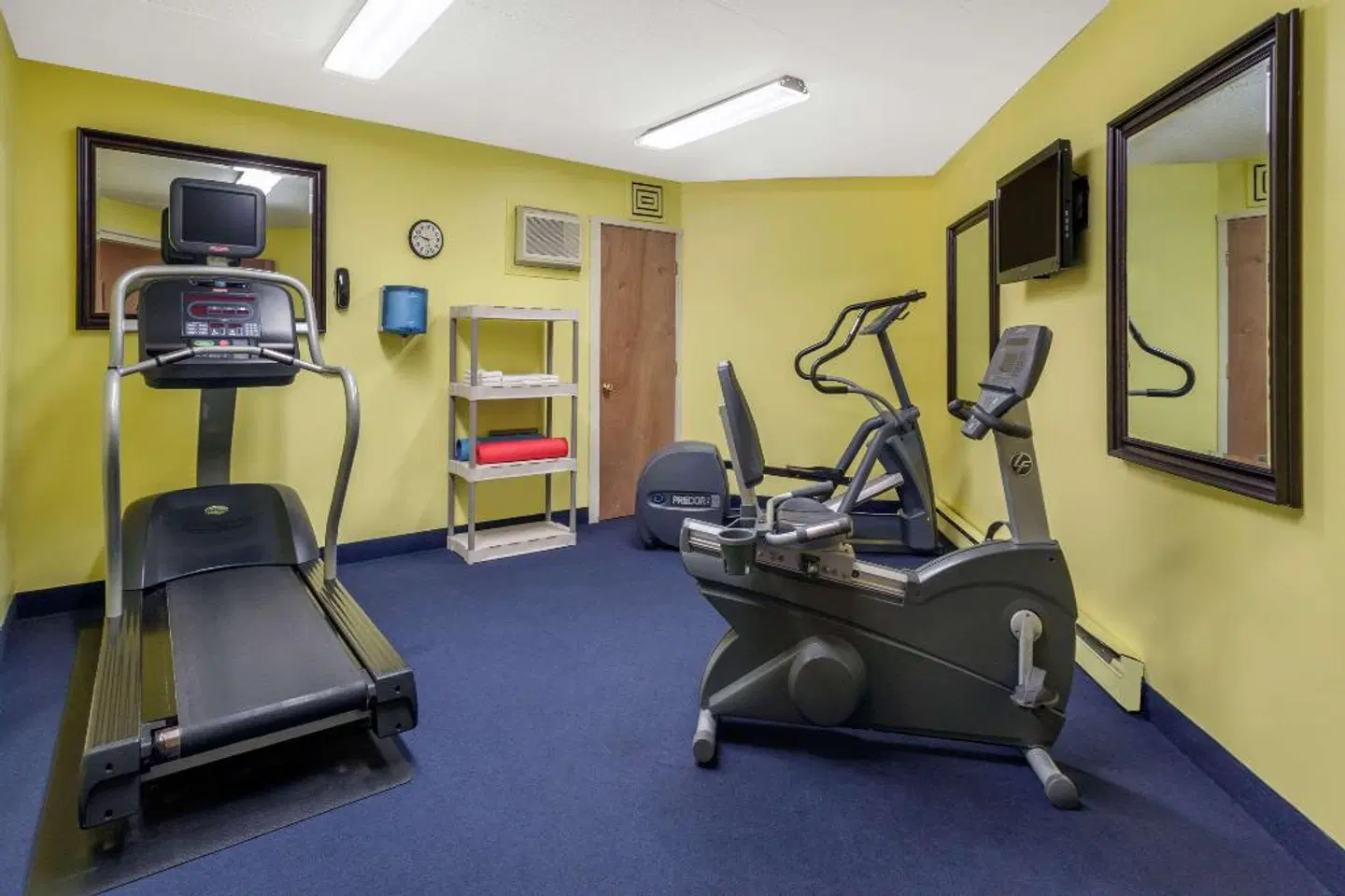 Howard Johnson by Wyndham Mystic SPORTS_AND_LEISURE