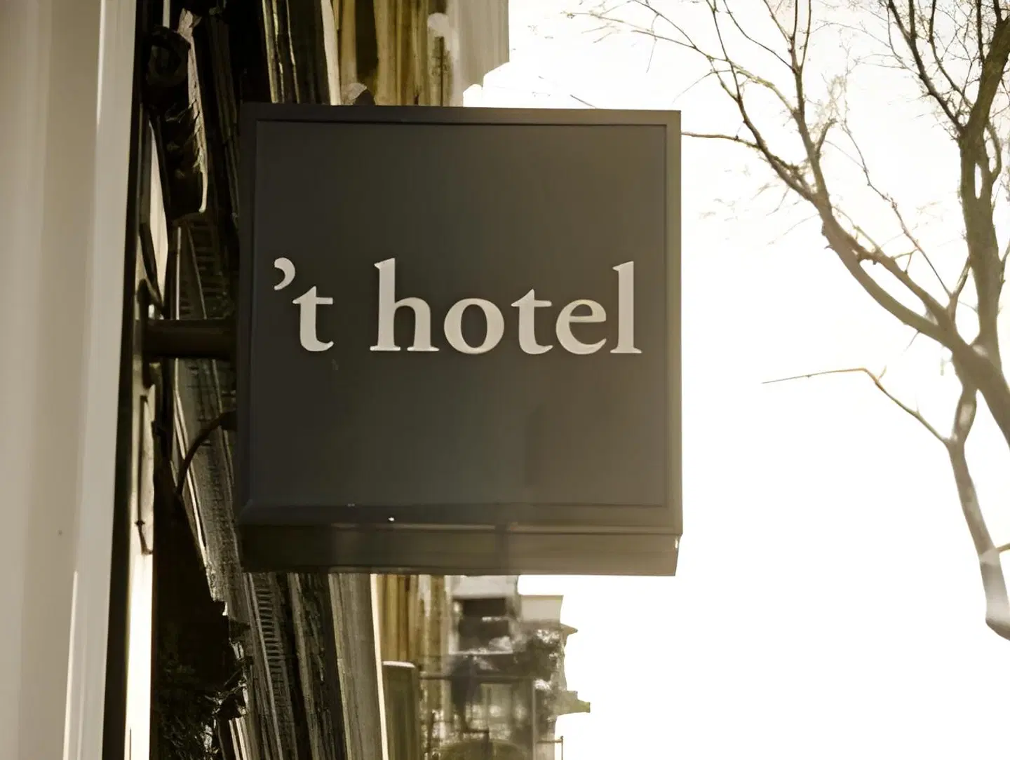 't Hotel EXTERIOR