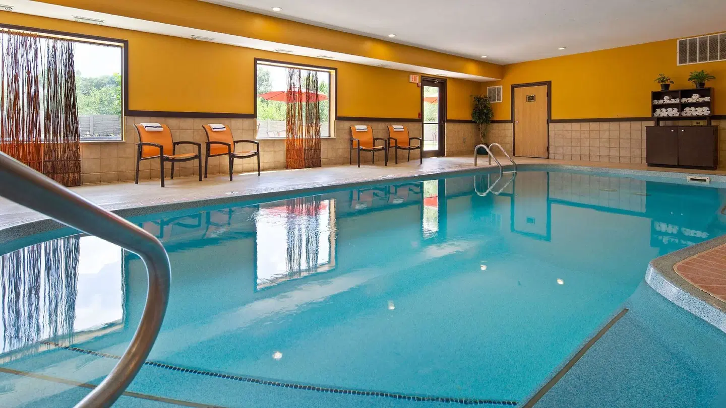 Best Western Plus Whitewater Inn Hallenbad