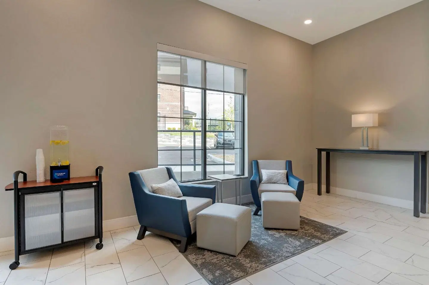 Comfort Suites ROOM_EXAMPLE